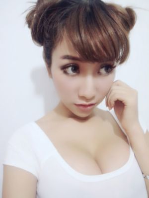 孤城烈女